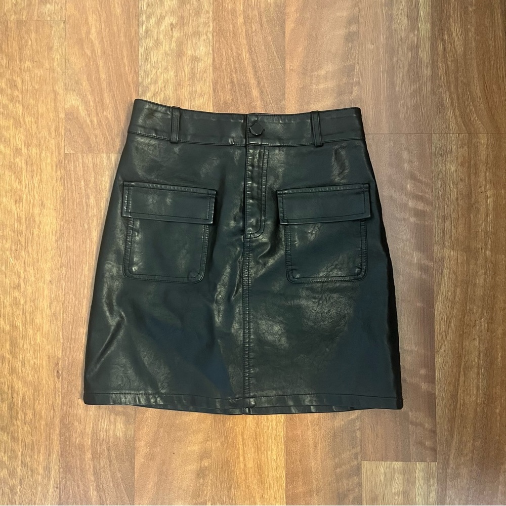 Fashion Faux Leather Cargo Mini Skirt XS
